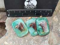 Polished Aventurine Pendant with Hand Painted Buffalo - Sold Per Item - From Zimbabwe - Toprock Gemstones and Minerals