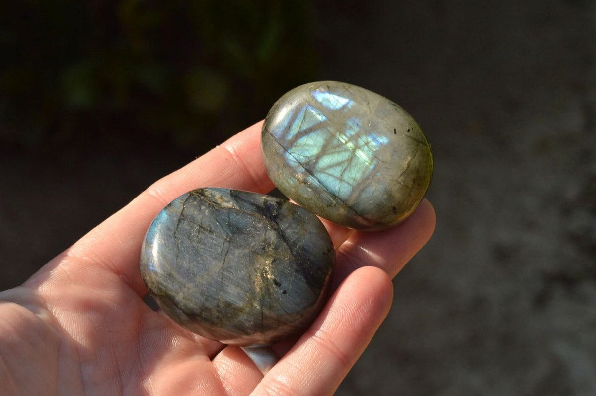 Polished Flashy Blue & Gold Labradorite Palm Stones x 20 From Tulear, Madagascar - TopRock