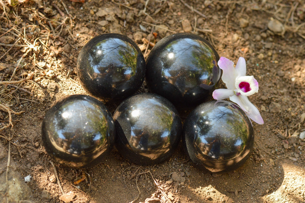 Polished Pitch Black Basalt Spheres (Heat Stable for therapy) x 5 From Madagascar - TopRock