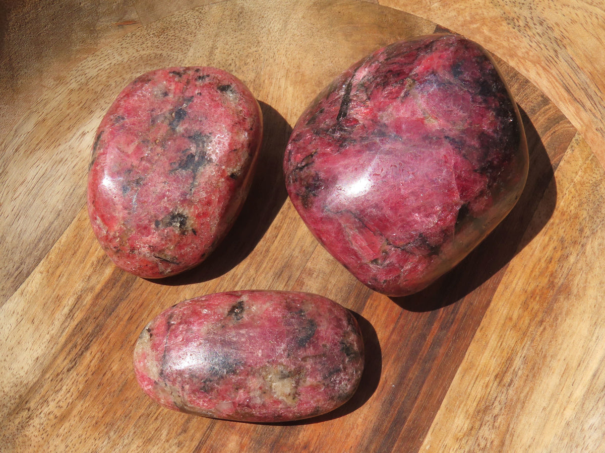 Polished Selected New Red Zimbabwe Rhodonite Made Into Free Forms - sold per Kg From Zimbabwe - TopRock