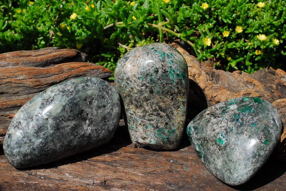 Polished Emerald In Matrix Standing Free Forms x 3 From Zimbabwe - TopRock