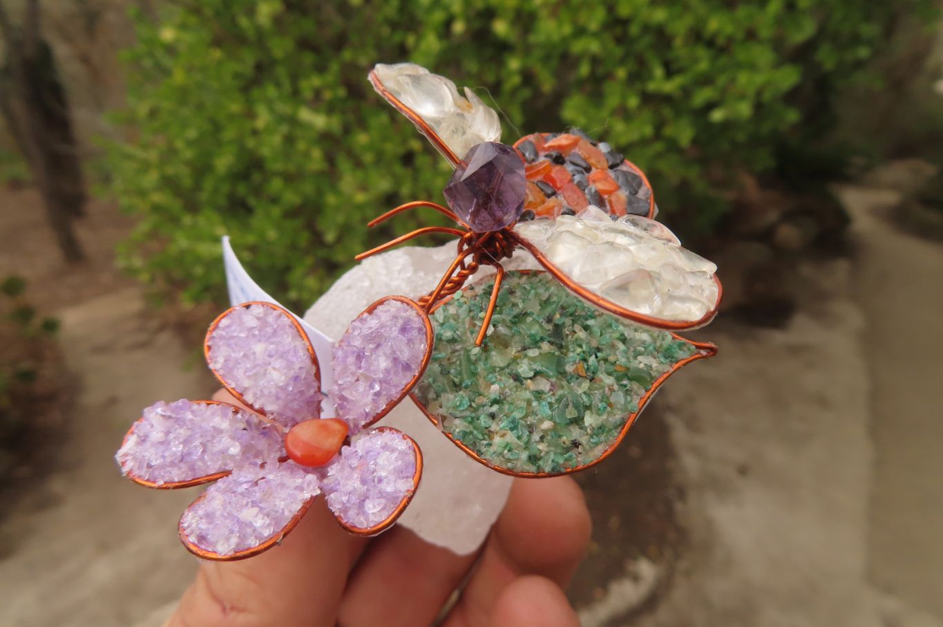 Hand Made Gemstone Bee With Flower - sold per piece From South Africa - Toprock Gemstones and Minerals 