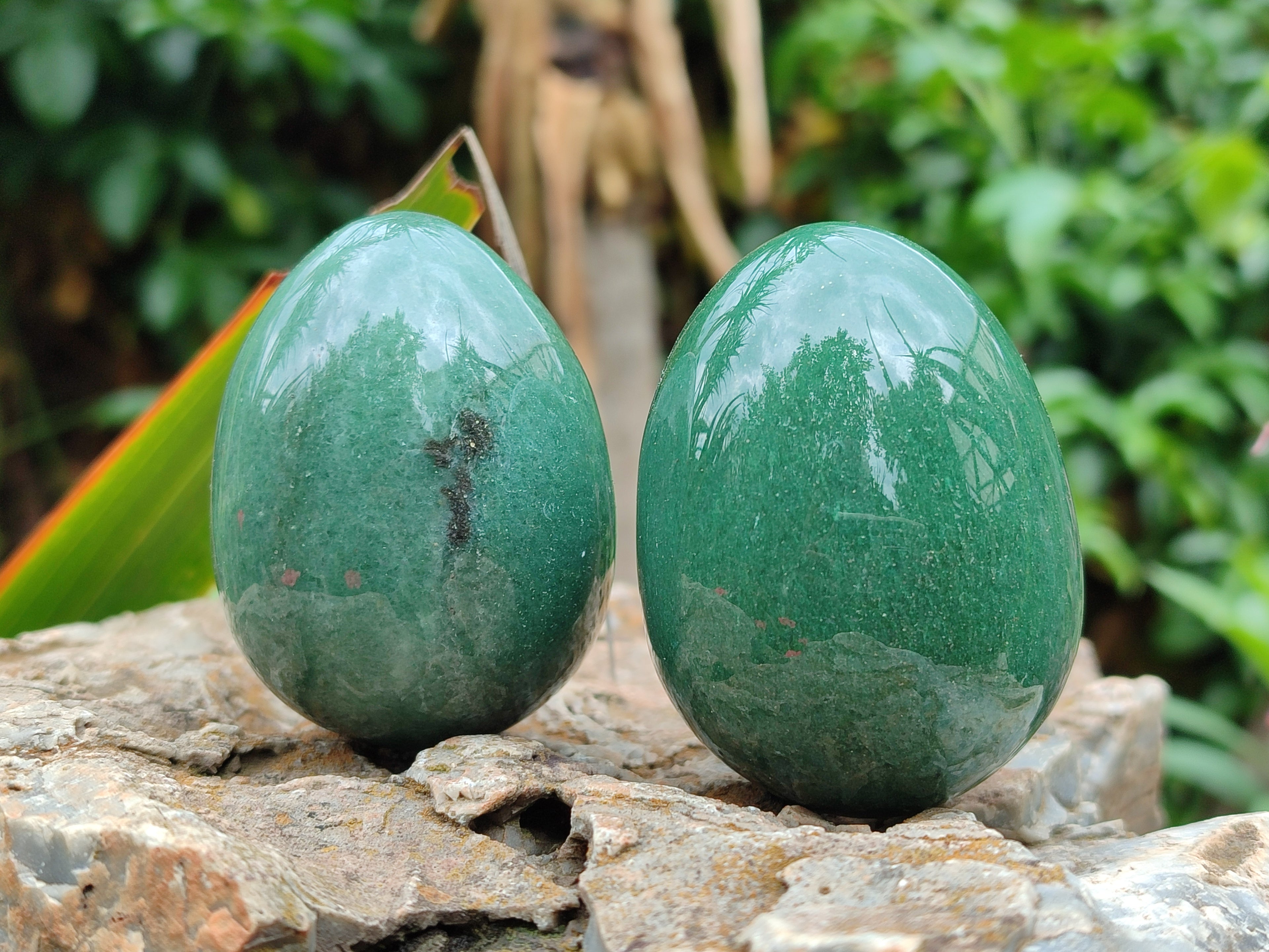 Polished Green Quartz Gemstone Eggs - Sold Per Item - From Zimbabwe - Toprock Gemstones and Minerals 