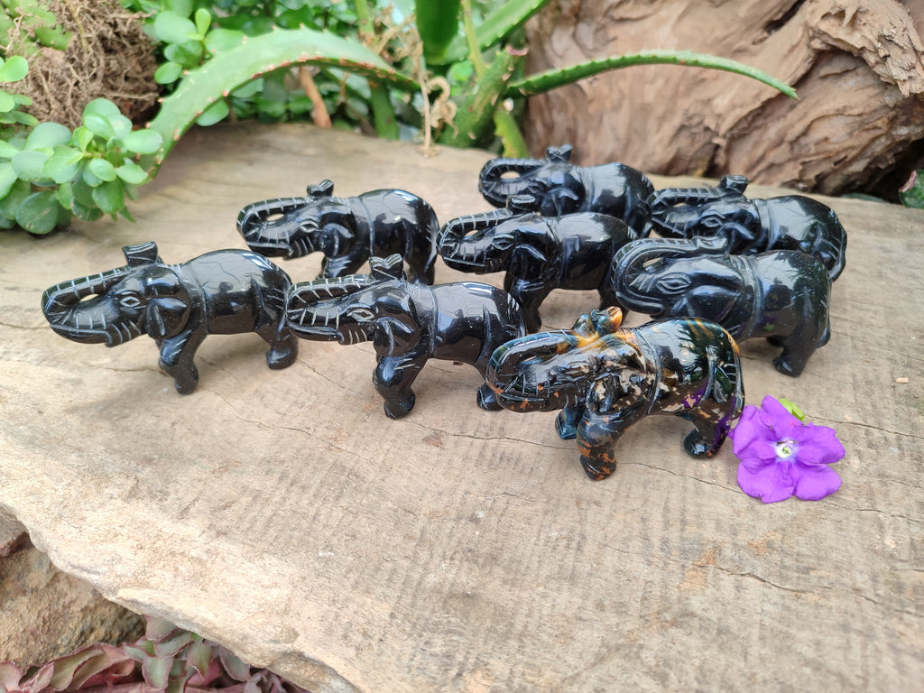 Polished Black Onyx Elephant Carvings - sold per item - From Brazil - Toprock Gemstones and Minerals 