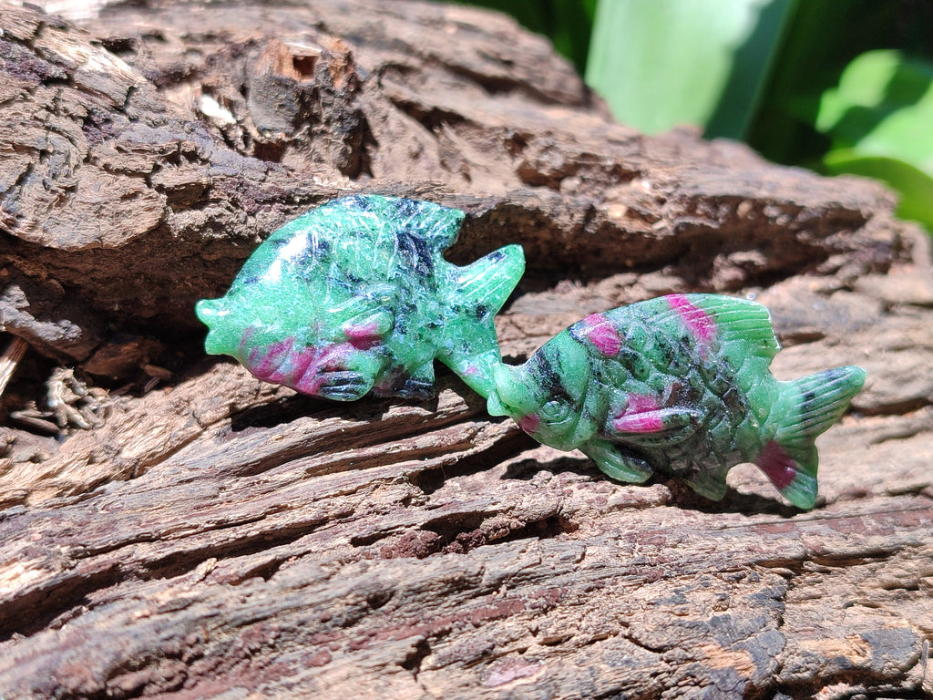 Hand Made Rare Small Fluorescent Ruby Zoisite Fish Carvings - Sold Per Item - From Tanzania - Toprock Gemstones and Minerals 