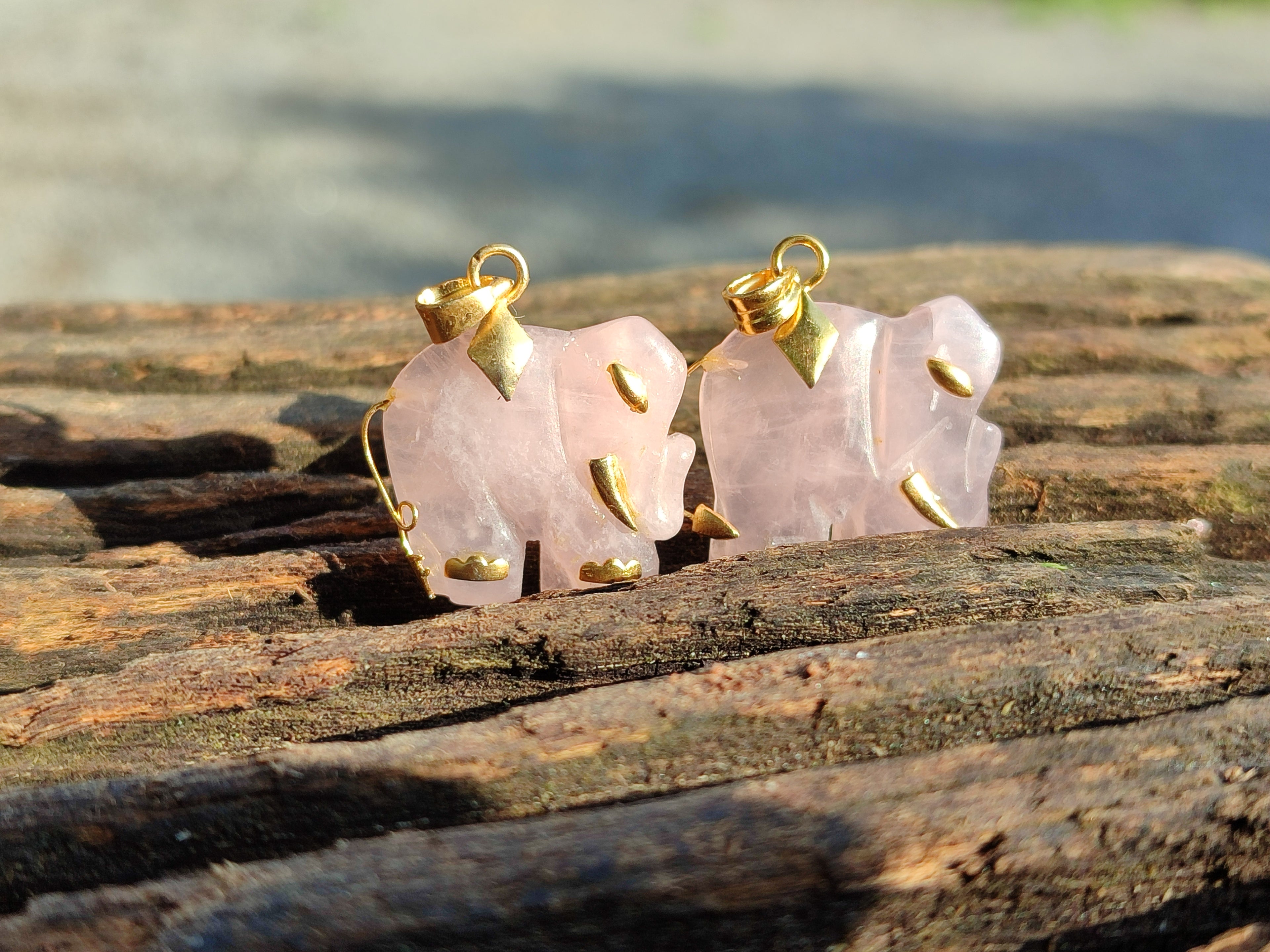 Polished Rose Quartz Elephant Pendant with 9ct Gold Bail and Trim - Sold Per Item - From South Africa - Toprock Gemstones and Minerals 