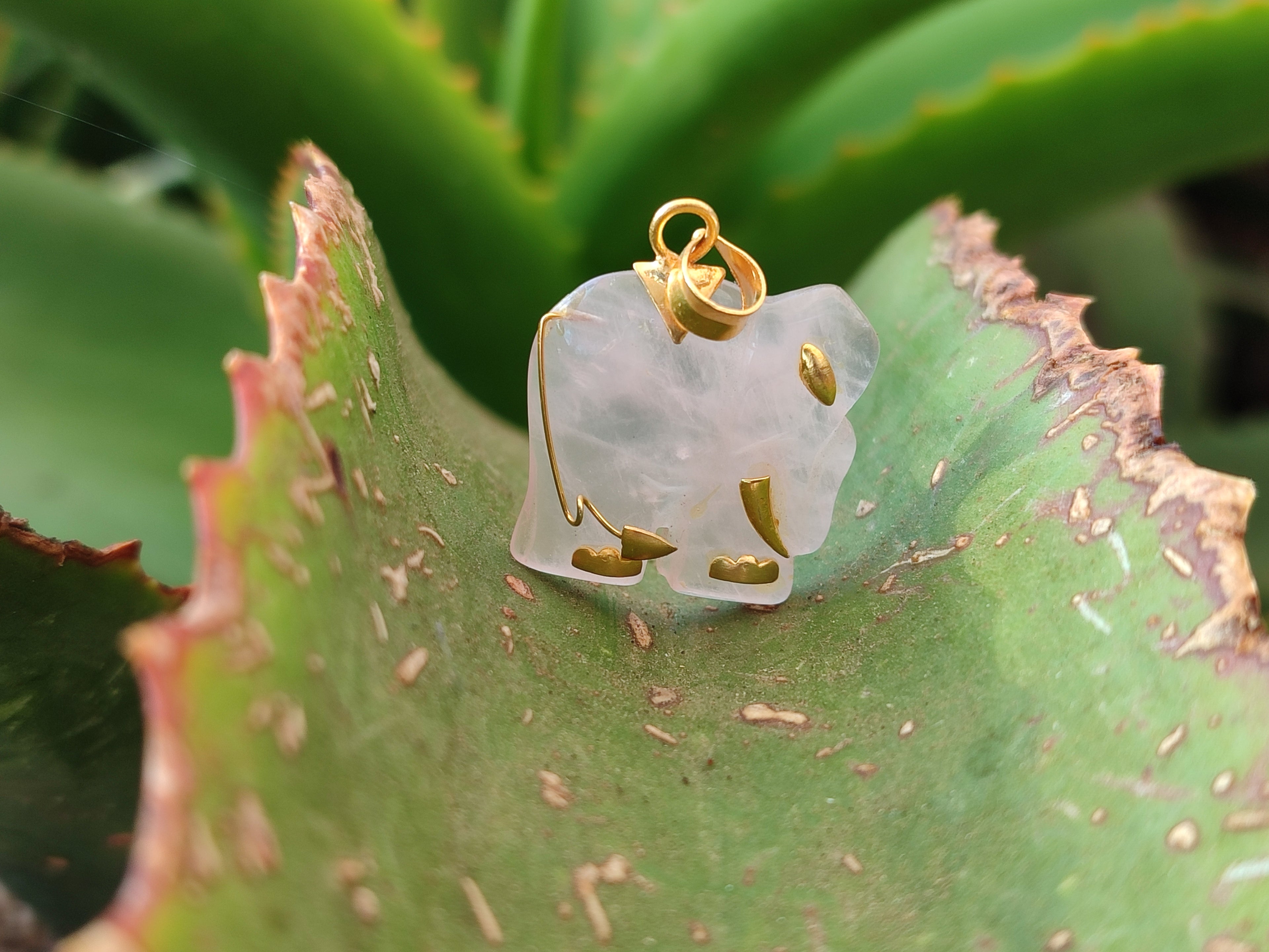 Polished Rose Quartz Elephant Pendant with 9ct Gold Bail and Trim - Sold Per Item - From South Africa - Toprock Gemstones and Minerals 