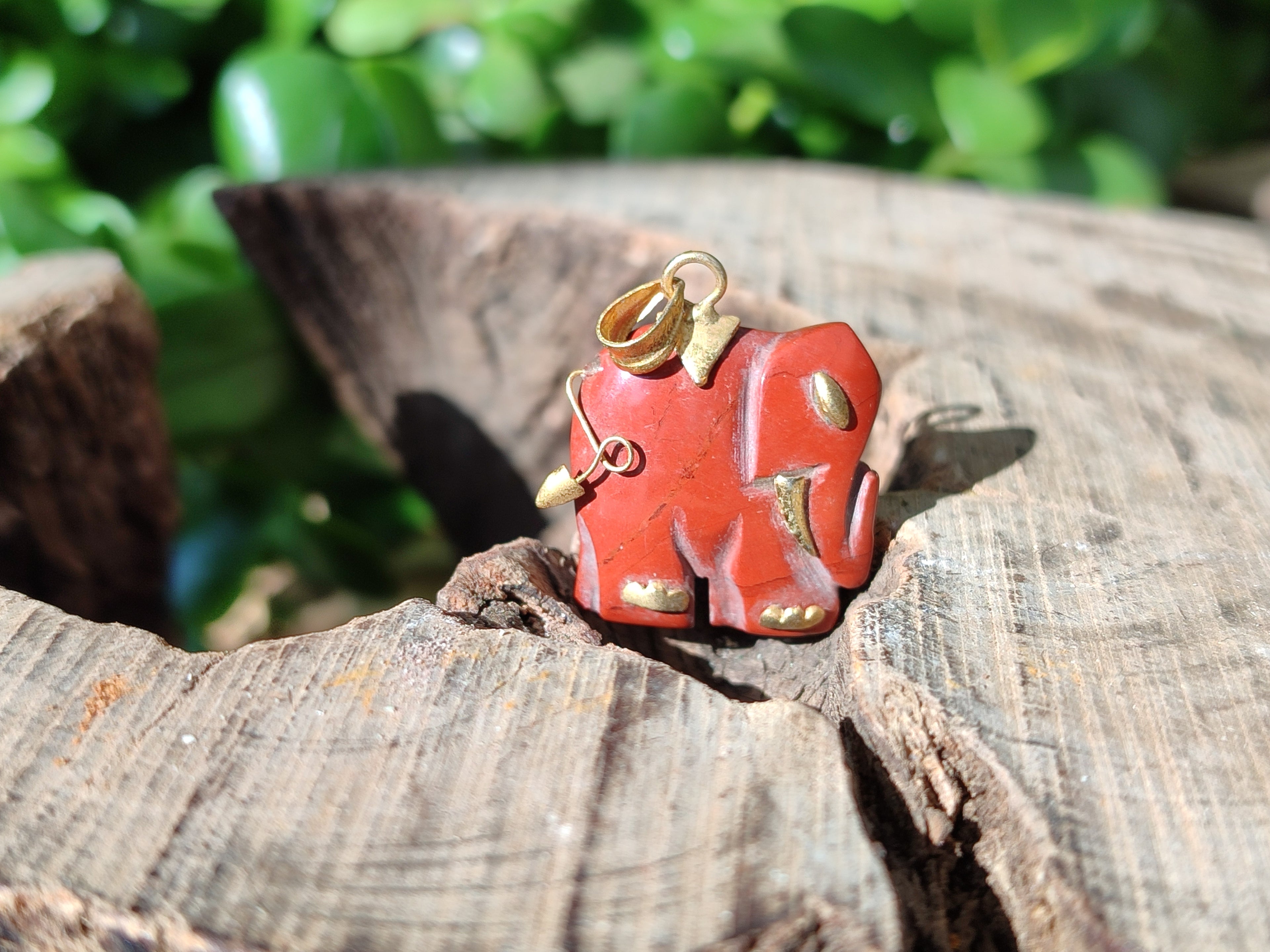 Polished Red Jasper Elephant Pendant with 9ct Gold Bail and Trim - Sold Per Item - From South Africa - Toprock Gemstones and Minerals 