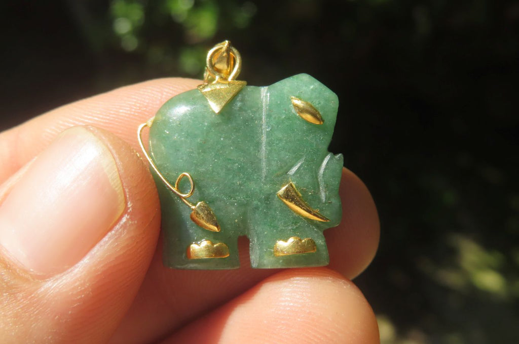 Polished Aventurine Elephant Pendant with 9ct Gold Bail and Trim - Sold Per Item - From Zimbabwe - Toprock Gemstones and Minerals 