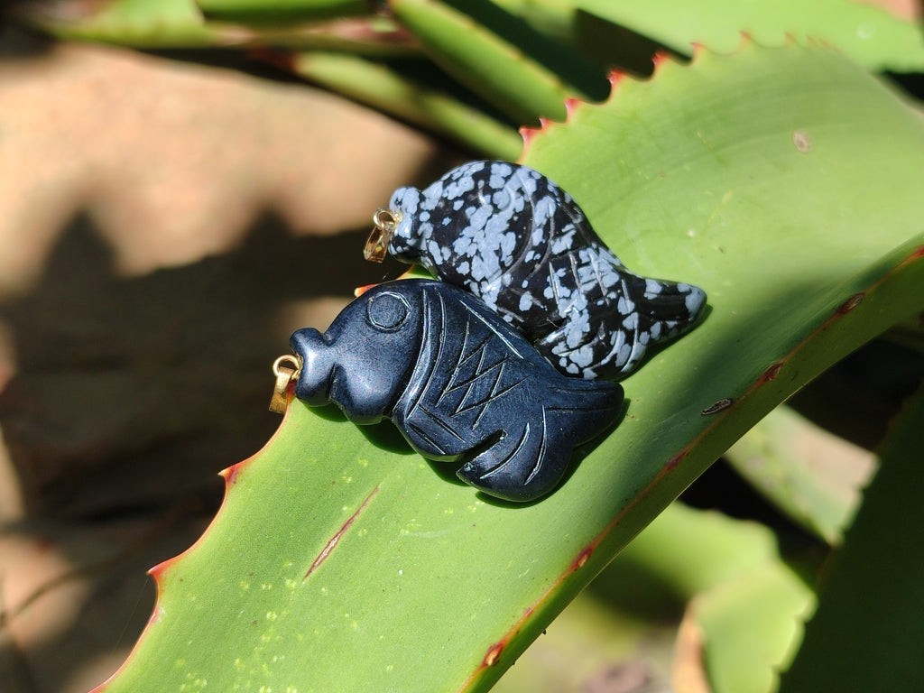 Hand Made Mixed Box Set of 12 Gemstone Fish Pendants with Gold Clasp - Sold Per Box - From World - Toprock Gemstones and Minerals 