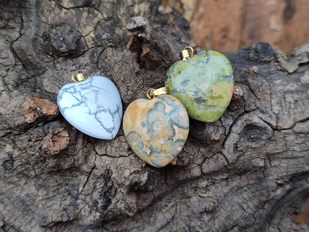 Hand Made Mixed Box Set of 12 Mini Gemstone Heart Pendants with Gold Clasp - Sold Per Box - From World - Toprock Gemstones and Minerals 