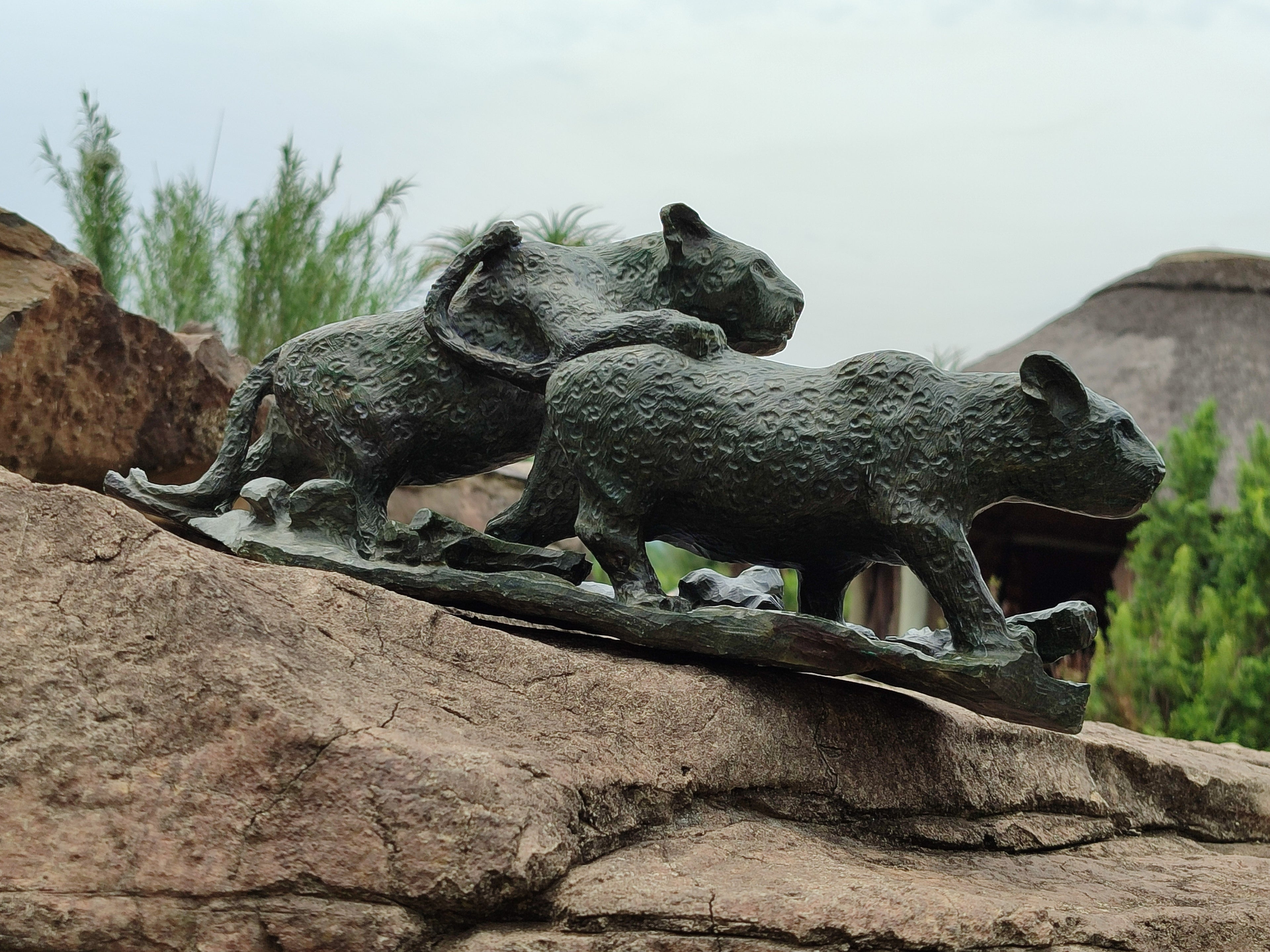 Hand Made Green Verdite Leopard Carving x 1 From Zimbabwe - Toprock Gemstones and Minerals 