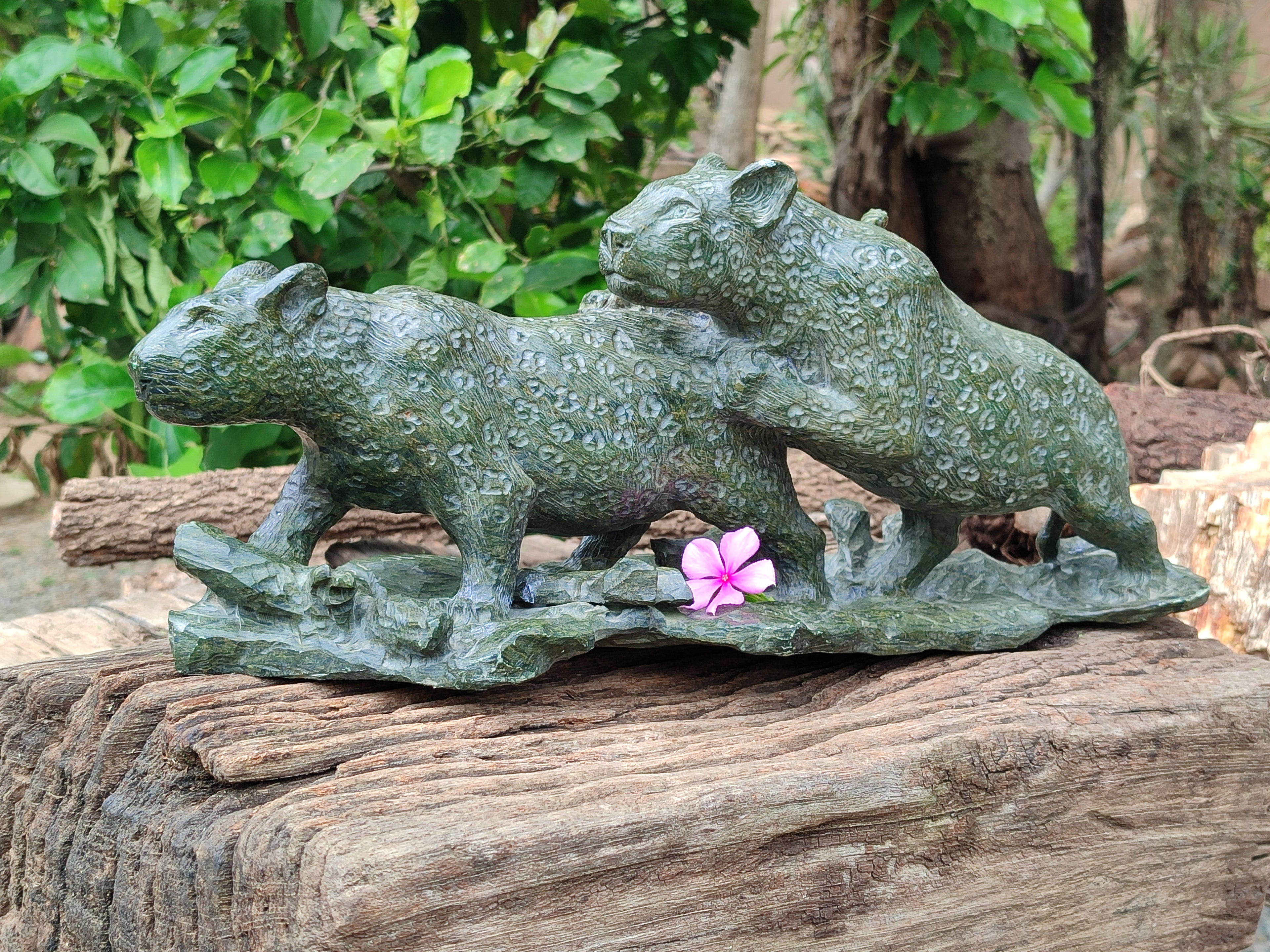 Hand Made Green Verdite Leopard Carving x 1 From Zimbabwe - Toprock Gemstones and Minerals 