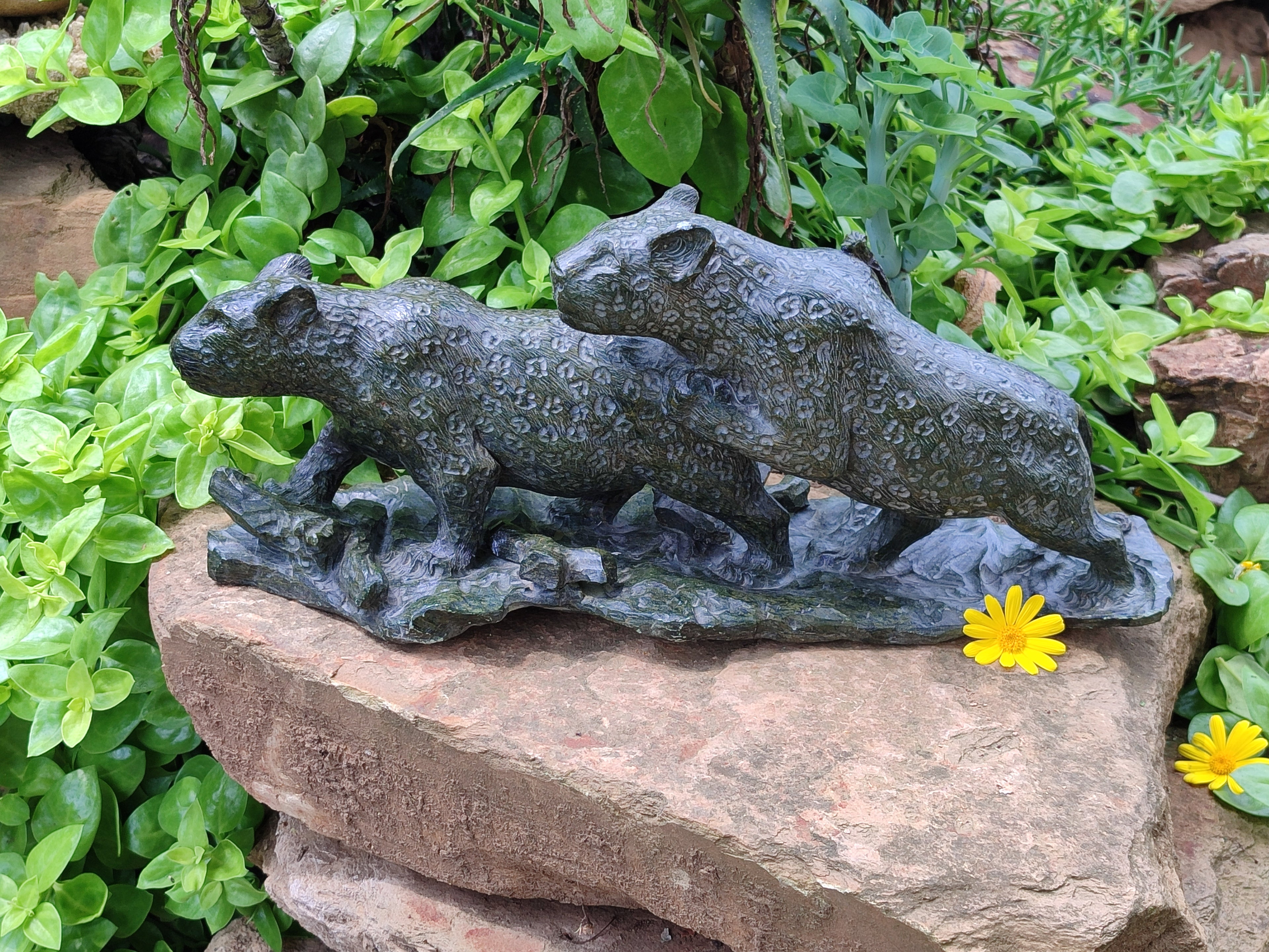 Hand Made Green Verdite Leopard Carving x 1 From Zimbabwe - Toprock Gemstones and Minerals 