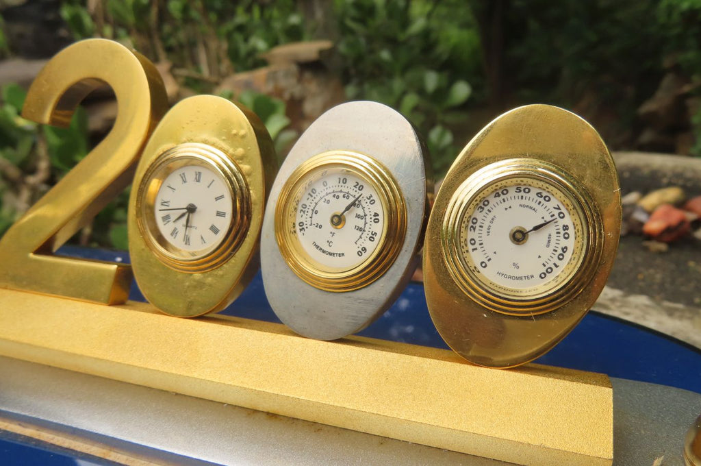 Hand Made Lapis Lazuli World Globe Clock x 1 From China - Toprock Gemstones and Minerals 