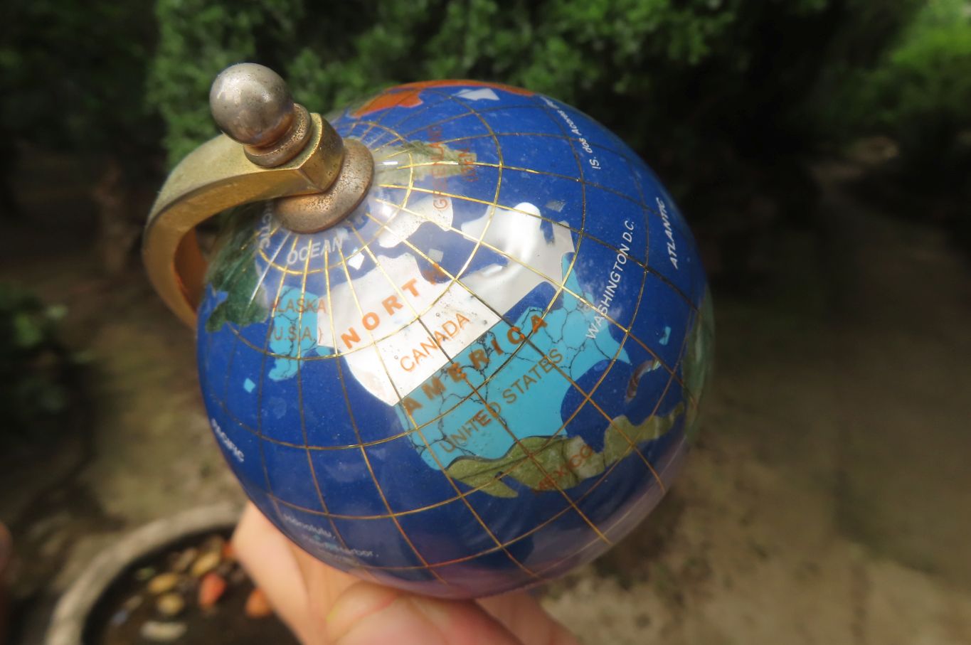 Hand Made Lapis Lazuli World Globe Clock x 1 From China - Toprock Gemstones and Minerals 
