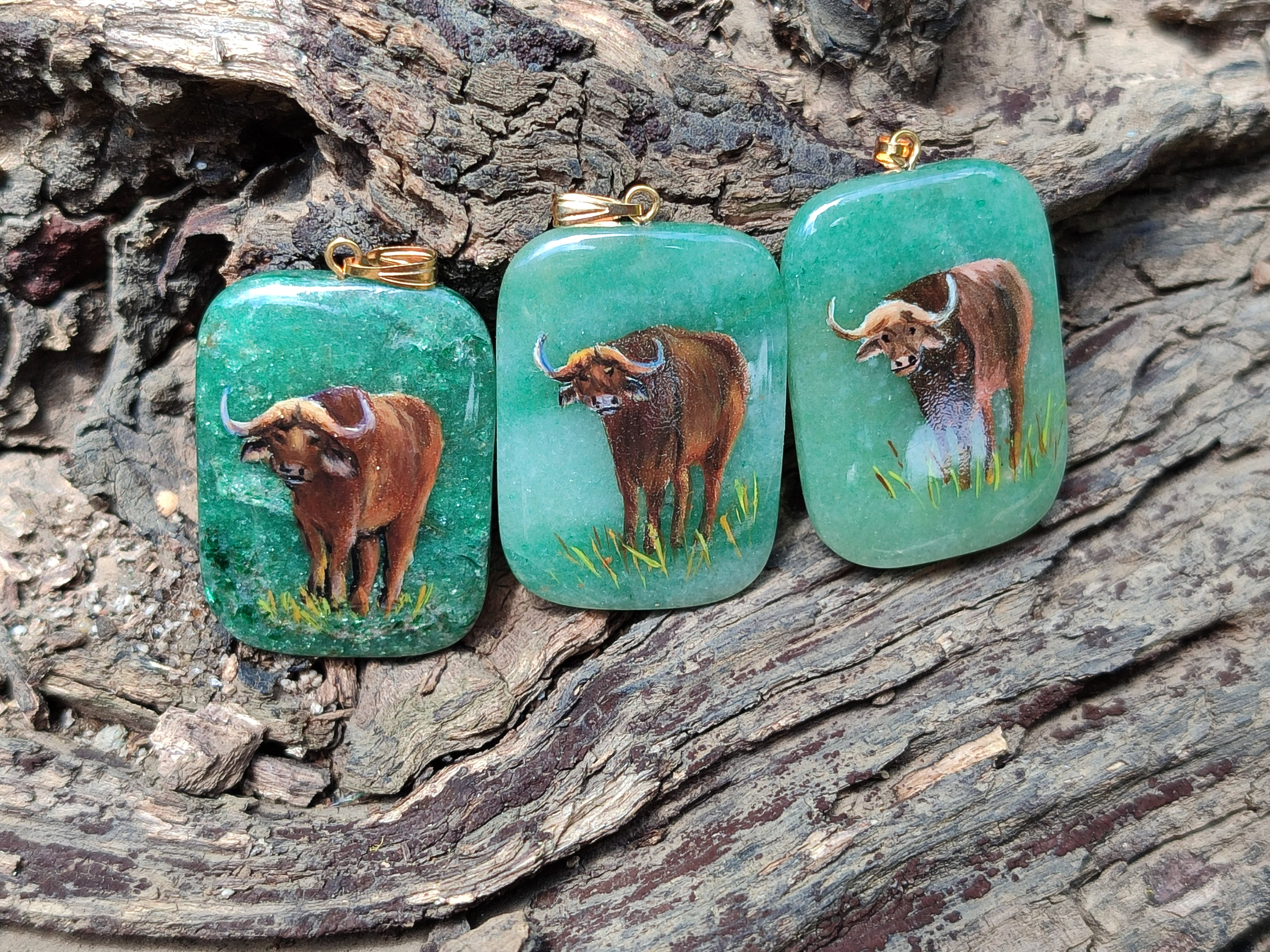 Polished Aventurine Pendant with Hand Painted Buffalo - Sold Per Item - From Zimbabwe - Toprock Gemstones and Minerals 