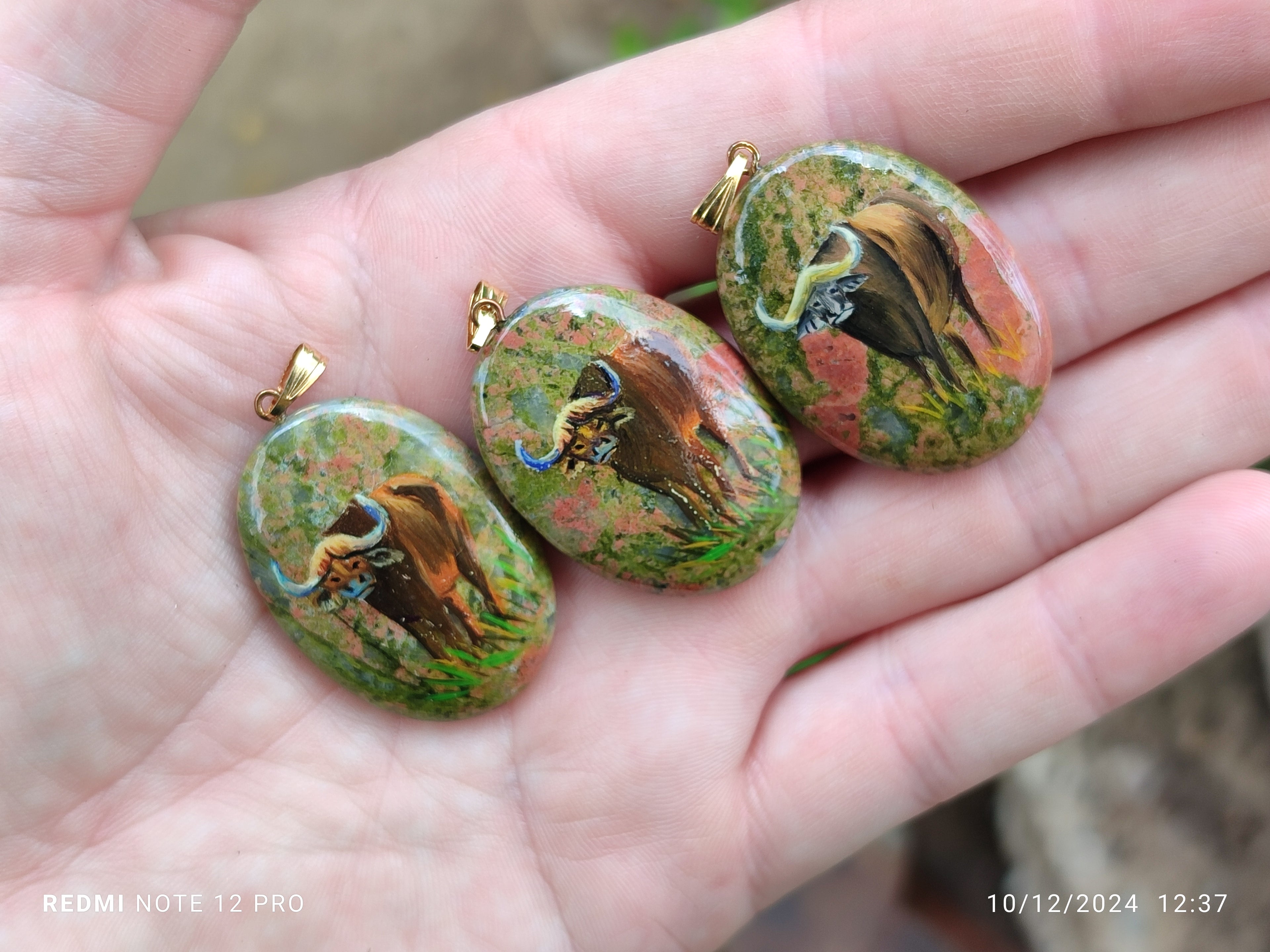 Polished Unakite Pendant with Hand Painted Buffalo - Sold Per Item - From South Africa - Toprock Gemstones and Minerals 