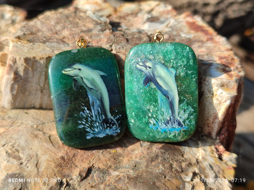 Polished Aventurine Pendant with Hand Painted Dolphin - Sold Per Item - From Zimbabwe - Toprock Gemstones and Minerals 