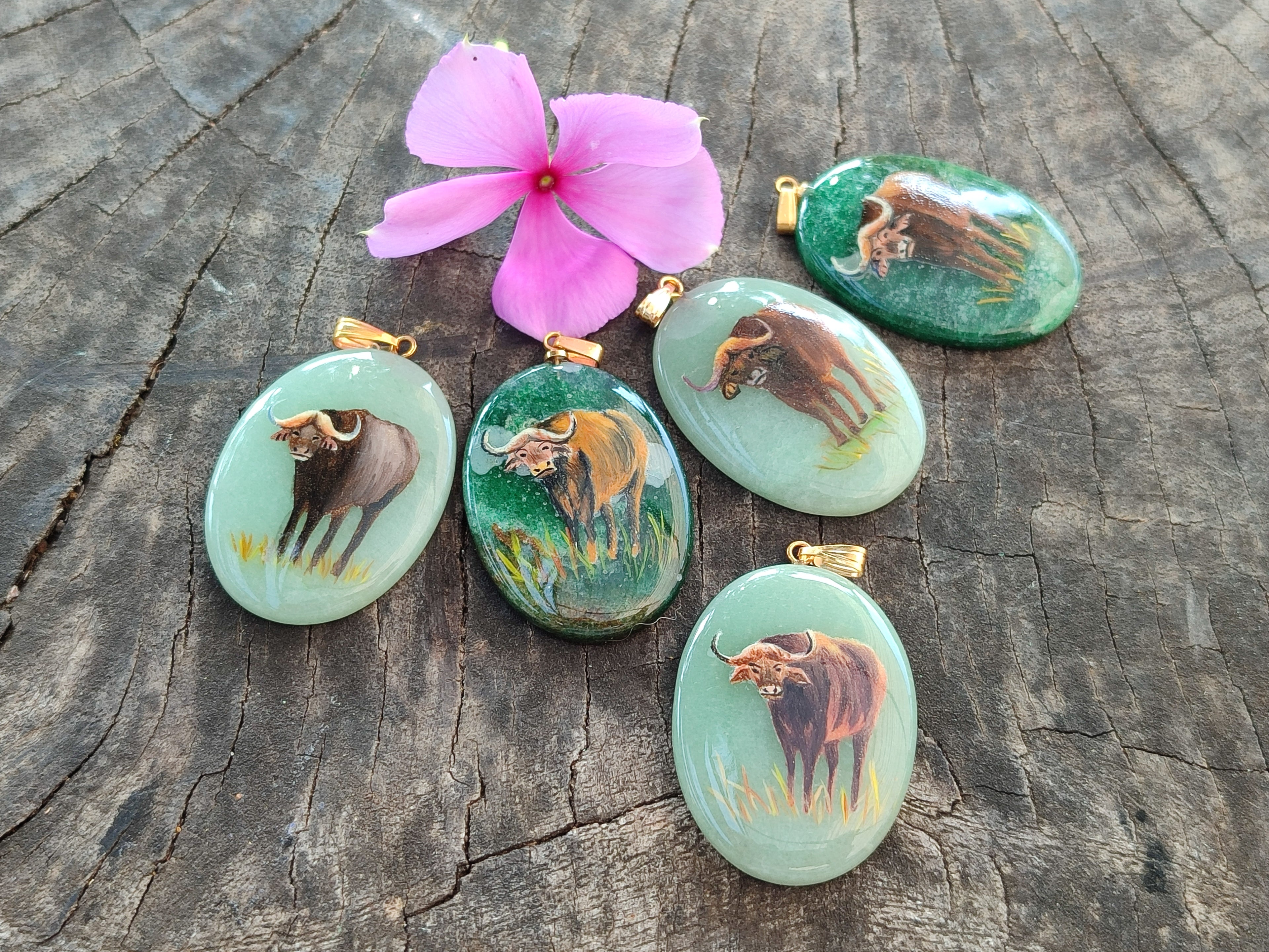 Polished Aventurine Pendant with Hand Painted Buffalo - Sold Per Item - From Zimbabwe - Toprock Gemstones and Minerals 