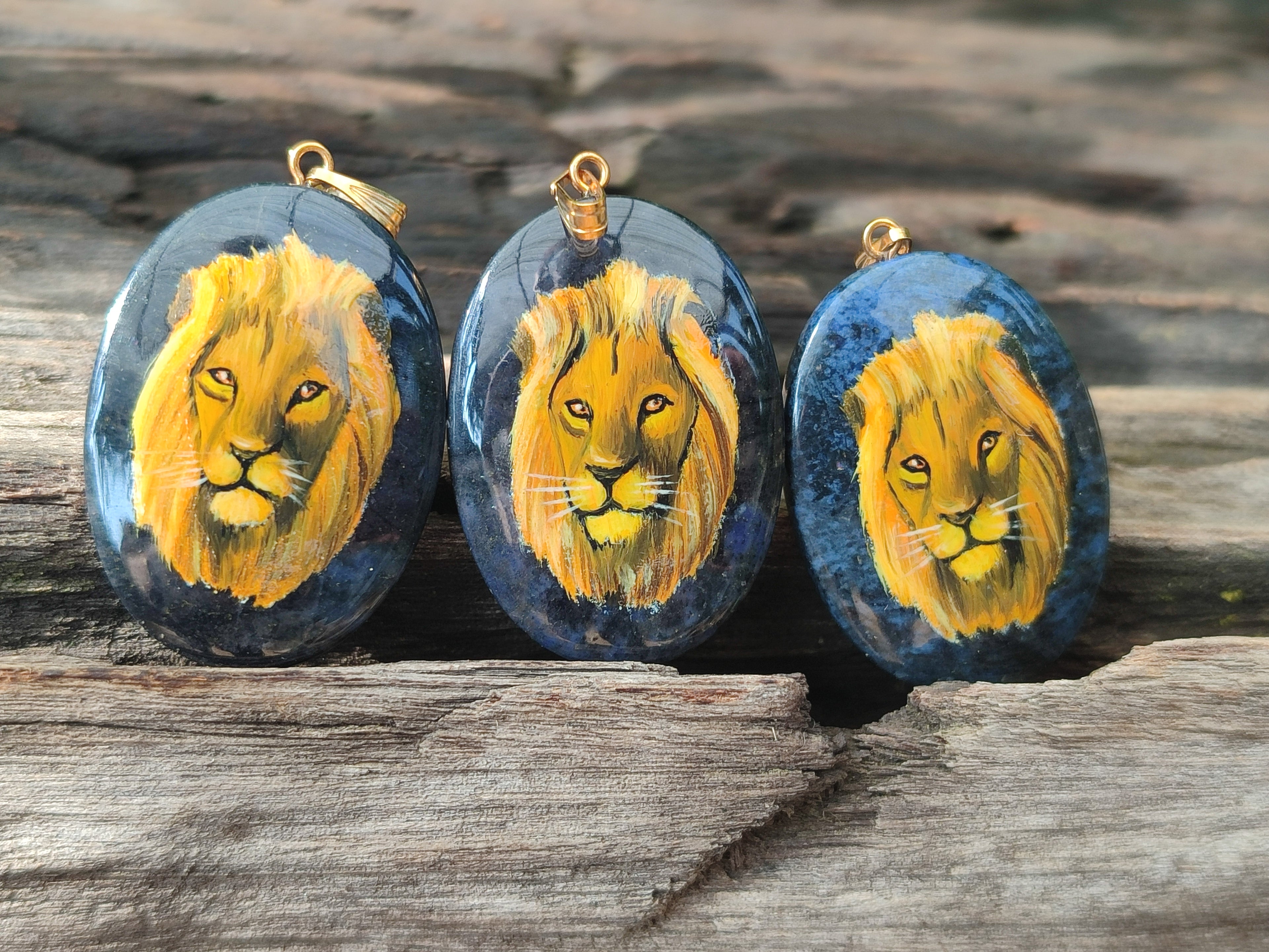Polished Dumortierite Pendants with Hand Painted Lion - sold per item - From Mozambique - Toprock Gemstones and Minerals 