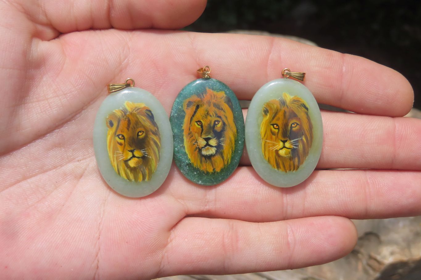 Polished Aventurine Pendant with Hand Painted Lion - Sold Per Item - From Zimbabwe - Toprock Gemstones and Minerals 