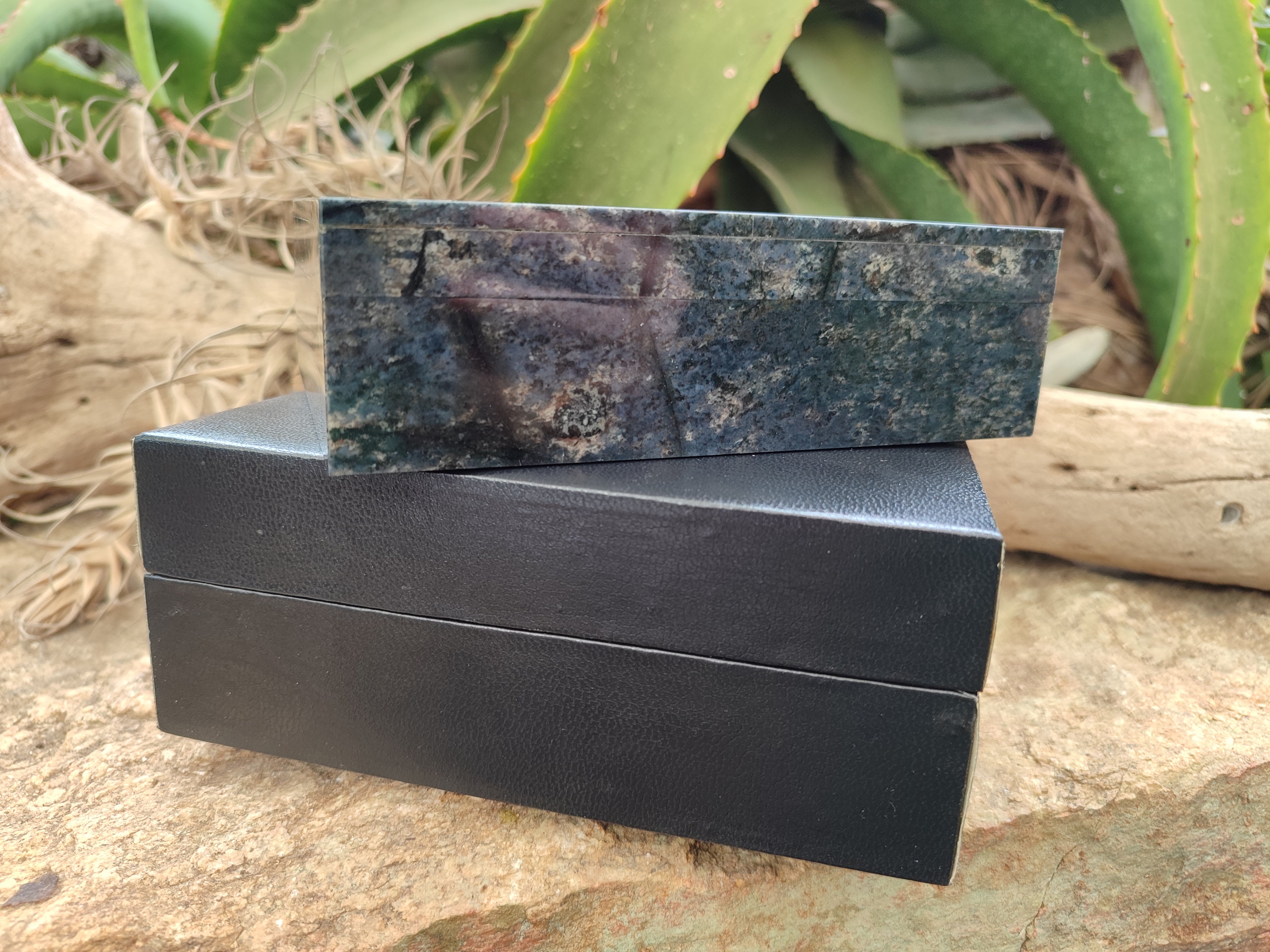 Hand Made Dumortierite Jewellery Box x 1 From Mozambique - Toprock Gemstones and Minerals 