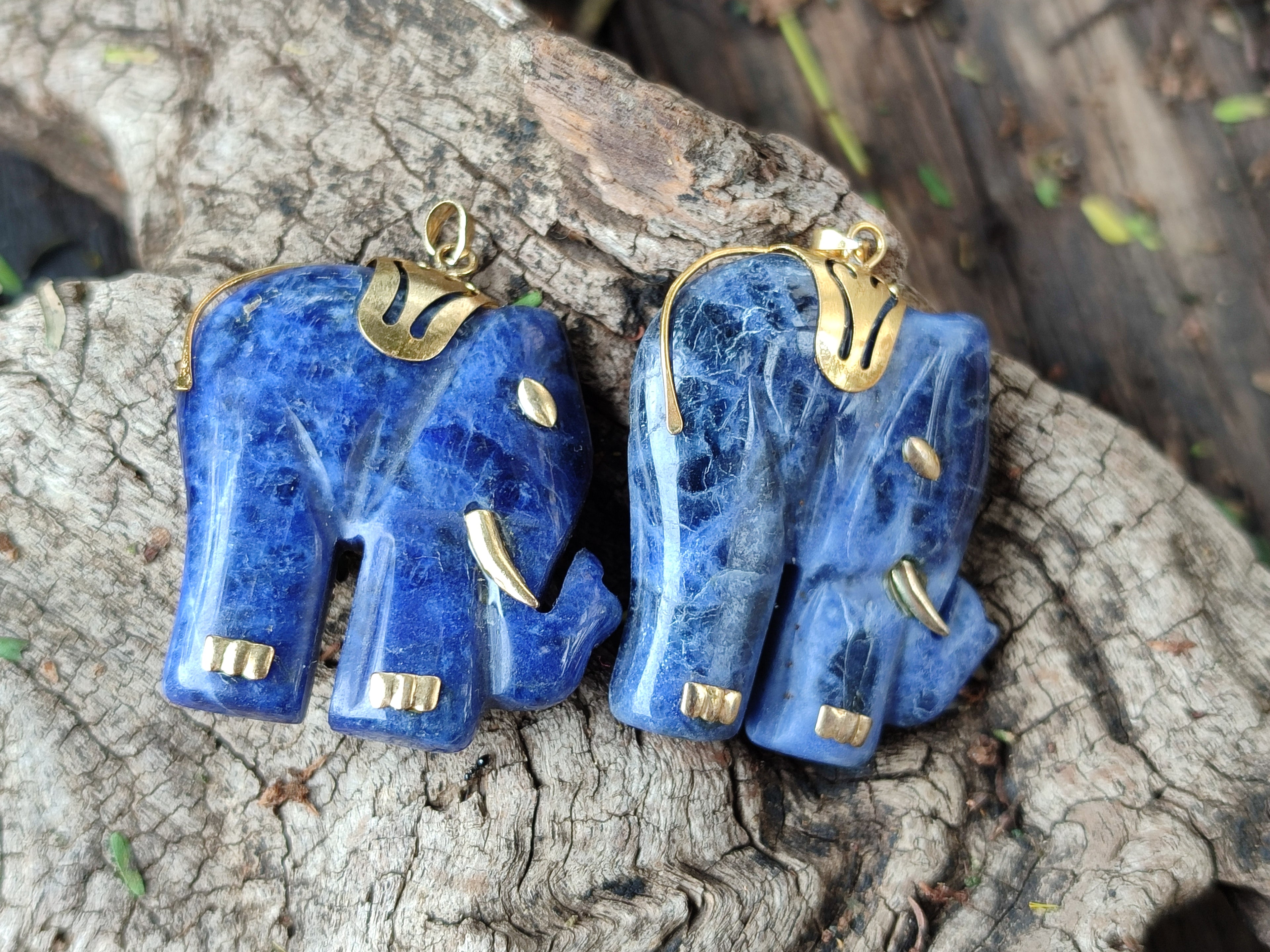 Polished Sodalite Elephant Pendant with Gold Bail and Trim - Sold Per Item - From Namibia - Toprock Gemstones and Minerals 