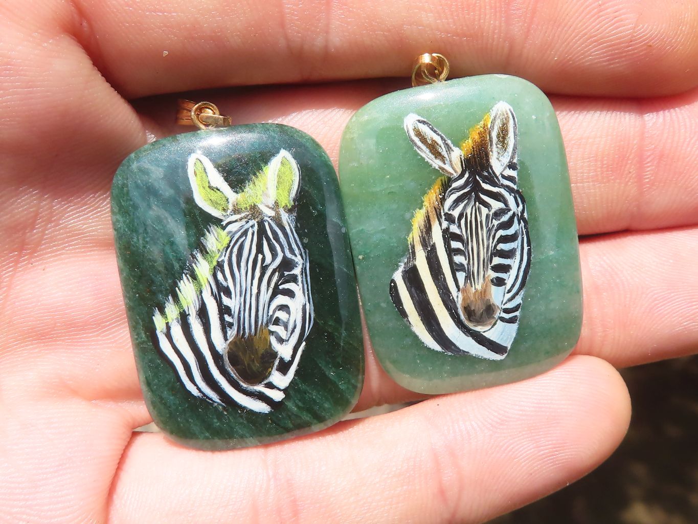 Polished Aventurine Pendant with Hand Painted Zebra - Sold Per Item - From Zimbabwe - Toprock Gemstones and Minerals 