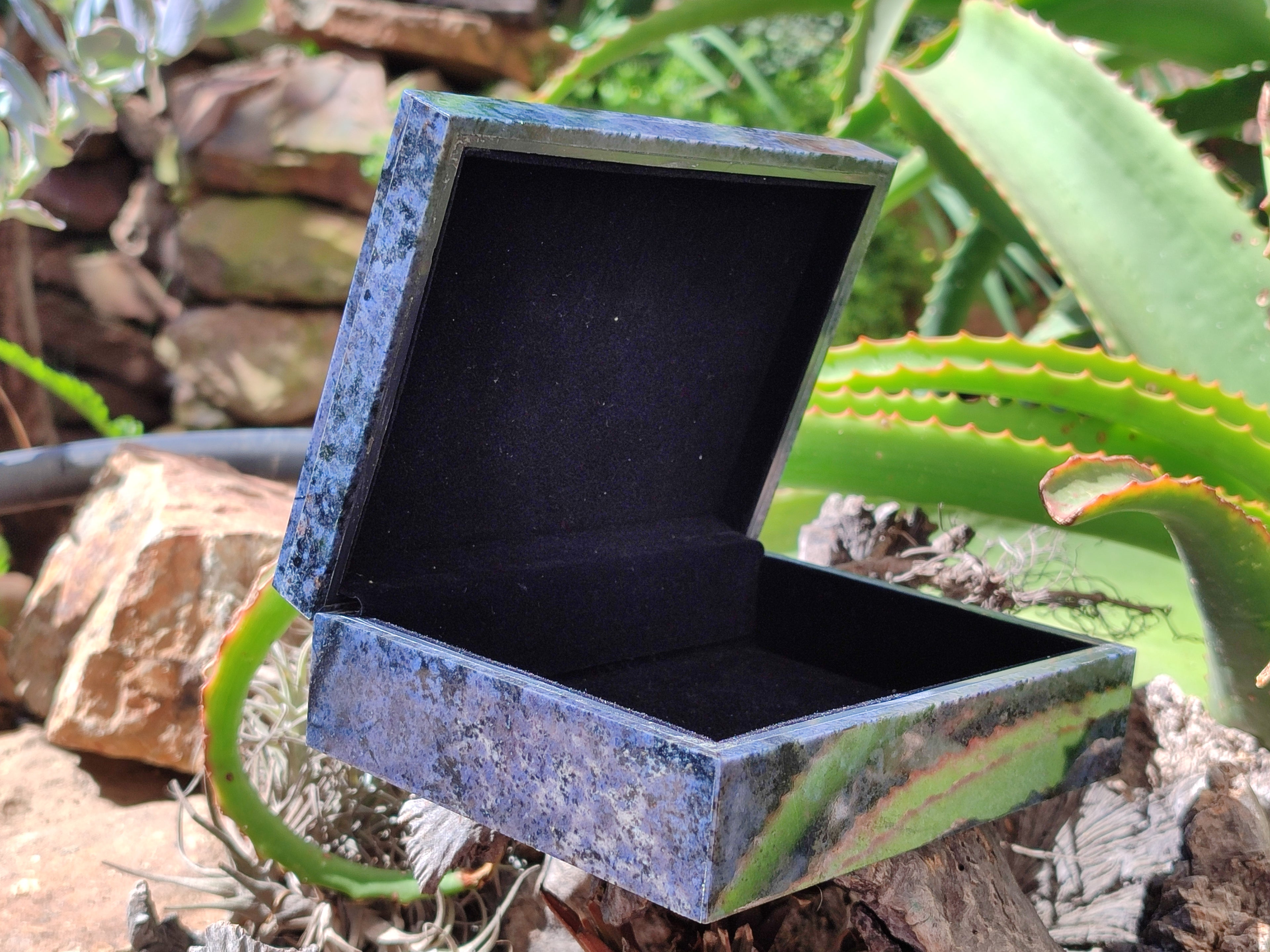 Hand Made Dumortierite Jewellery Box x 1 From Mozambique - Toprock Gemstones and Minerals 