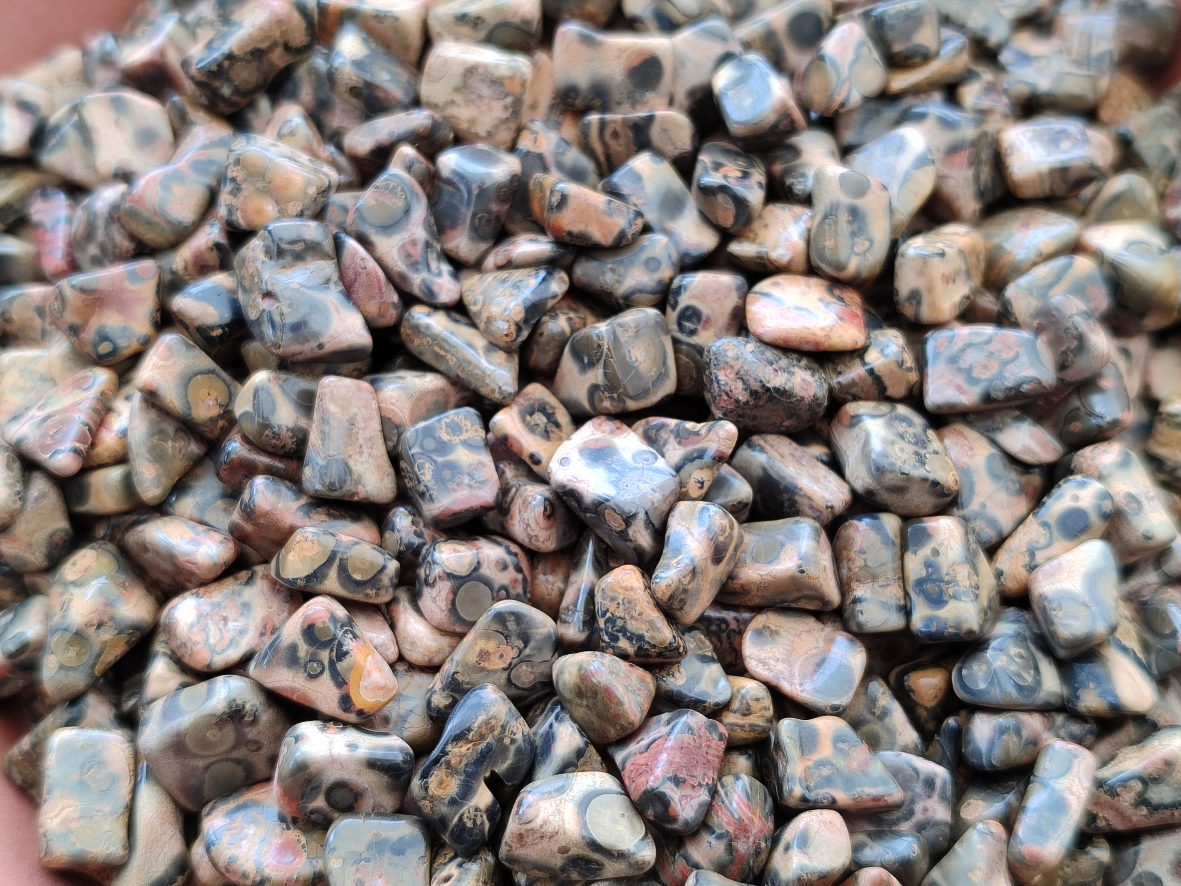 Polished Snakeskin Jasper Chips - sold per kg - From Australia - Toprock Gemstones and Minerals 