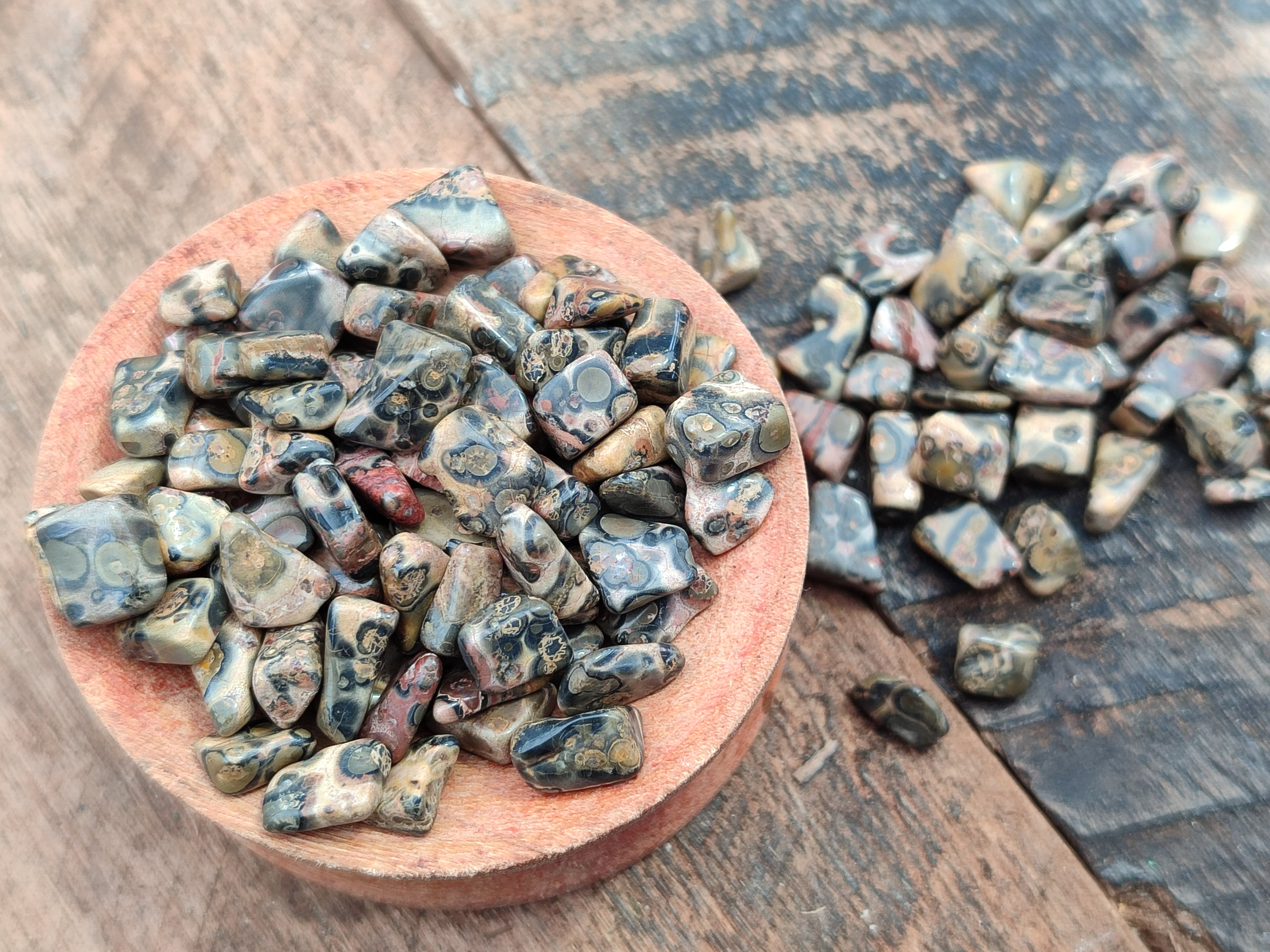 Polished Snakeskin Jasper Chips - sold per kg - From Australia - Toprock Gemstones and Minerals 