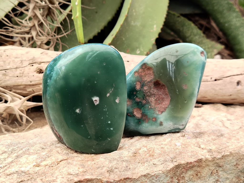 Polished Emerald Mtorolite Standing Free Forms x 6 From Zimbabwe - Toprock Gemstones and Minerals 