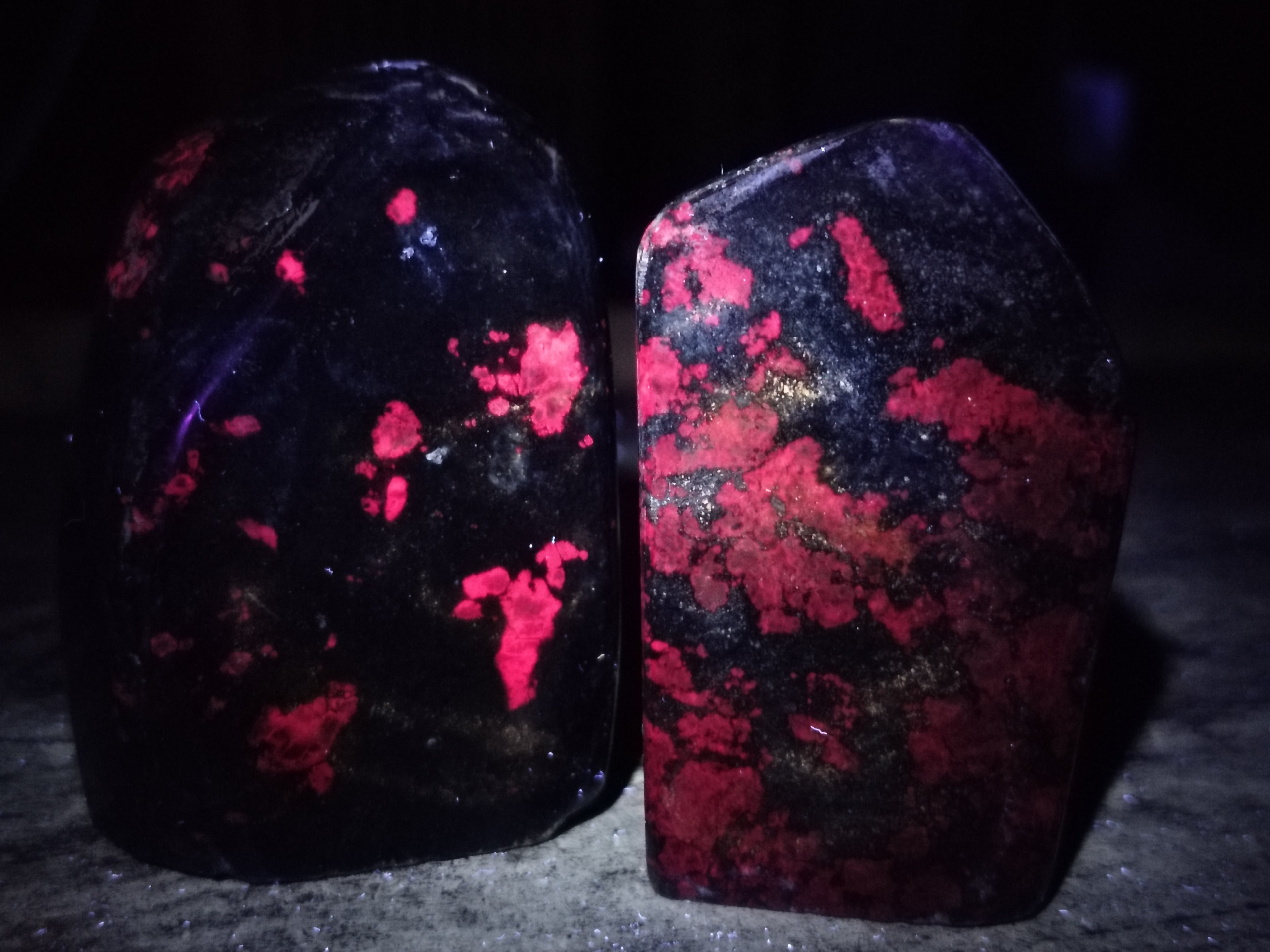 Polished Ruby Corundum In Chrome Verdite Standing Free Forms x 4 From Zimbabwe - Toprock Gemstones and Minerals 
