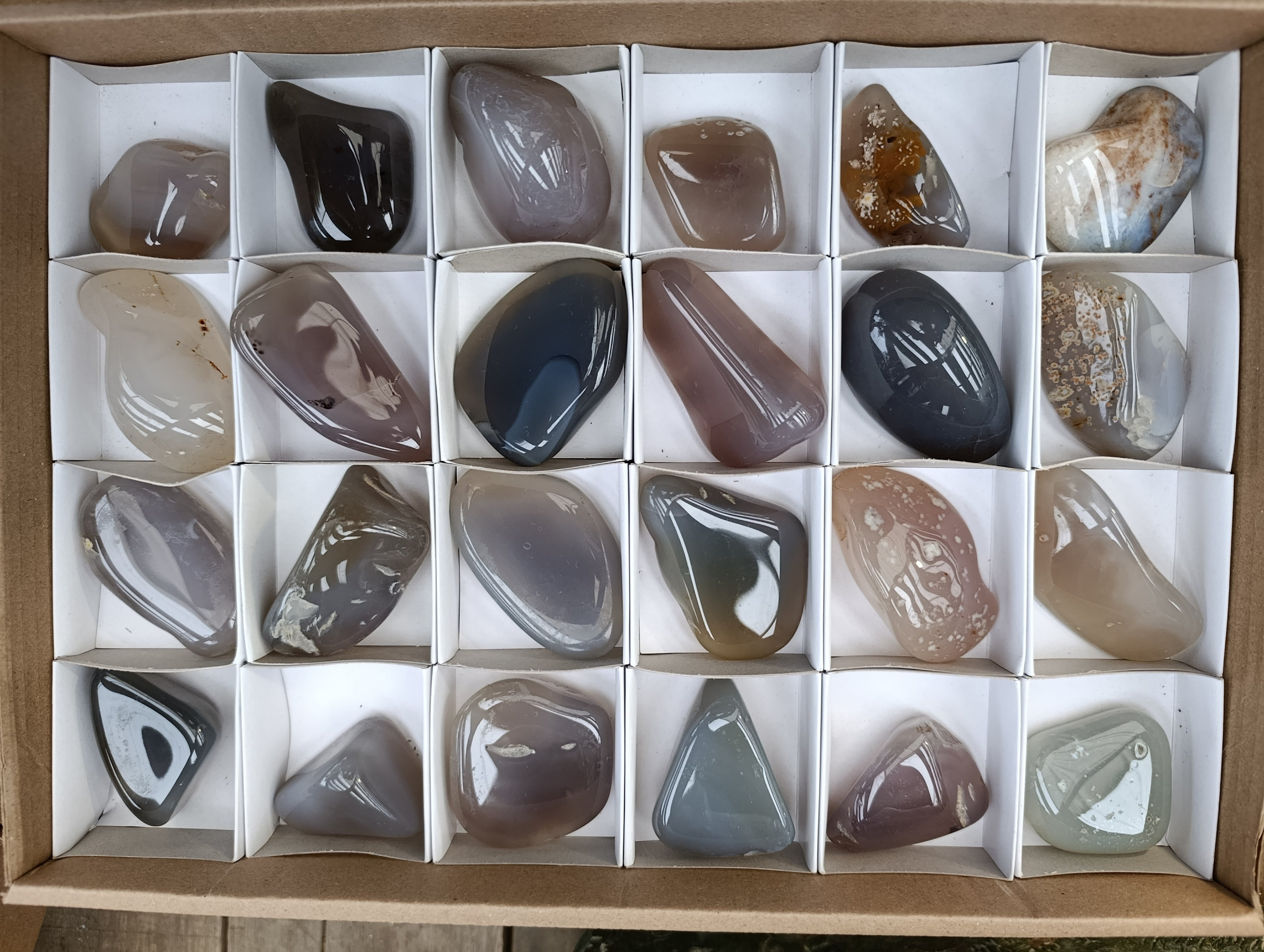 Polished Agate Free Forms x 24 From Madagascar - Toprock Gemstones and Minerals 