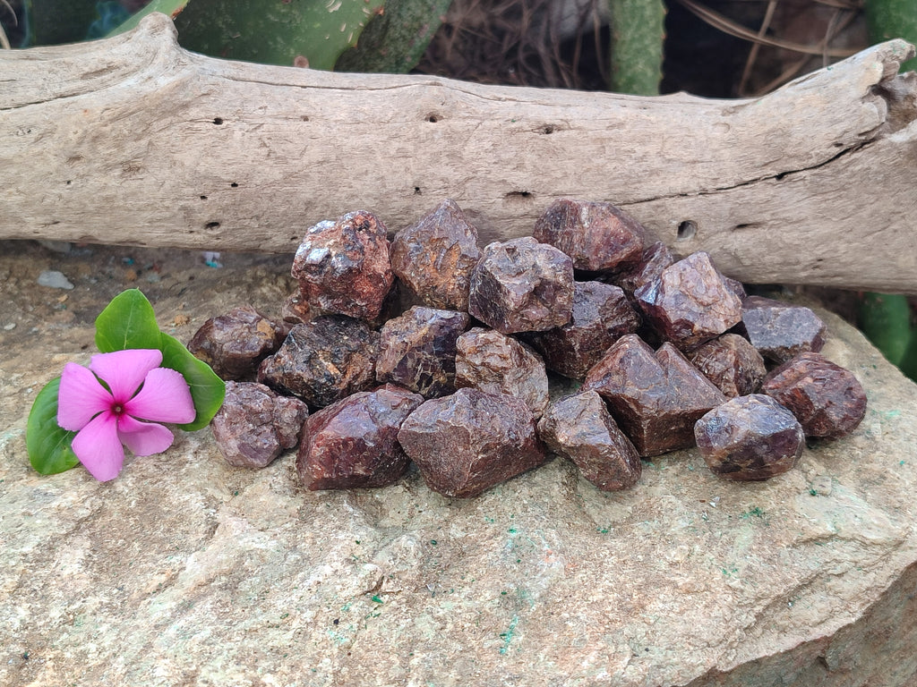 Natural Adamantine Zircon Crystals with Lustre x 53 From Malawi - Toprock Gemstones and Minerals 