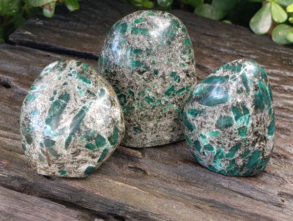 Polished Emerald Mica In Matrix Standing Free Forms x 4 From Mutoko, Zimbabwe