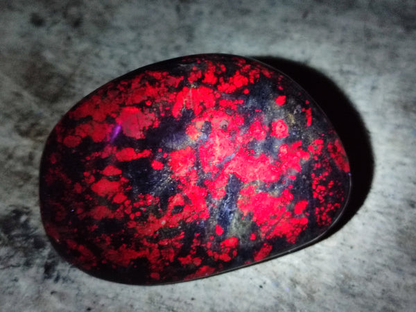 Polished Ruby Corundum In Chrome Verdite Free Forms x 6 From Zimbabwe