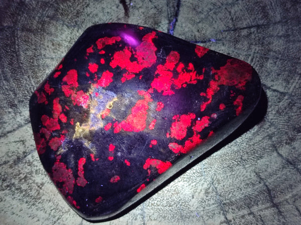 Polished Ruby Corundum In Chrome Verdite Free Forms x 6 From Zimbabwe