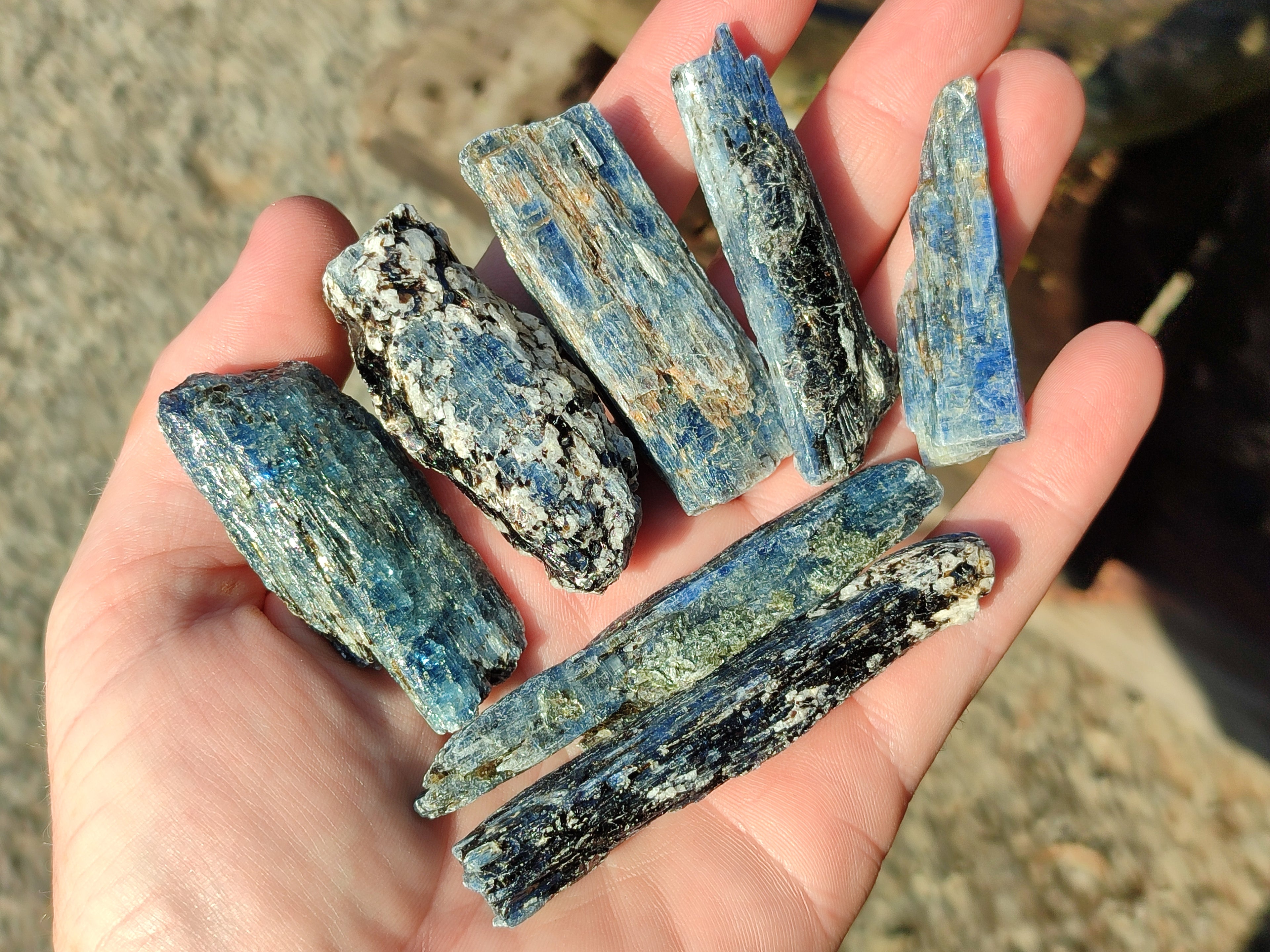 Natural Fluorescent Kyanite Crystals x 2.07 Kg Lot From Karoi, Zimbabwe - Toprock Gemstones and Minerals 