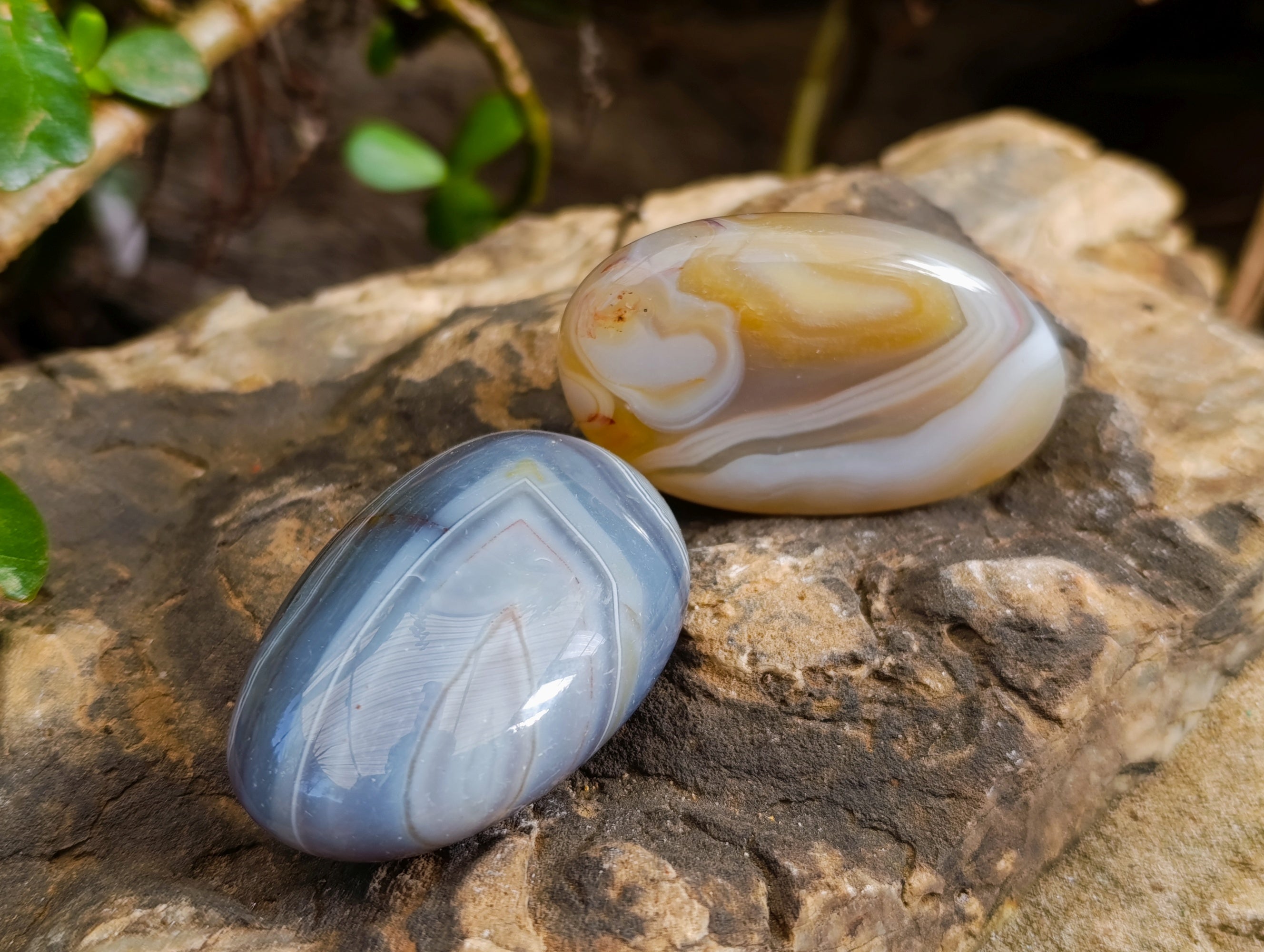 Polished Banded Agate Free Forms and Standing Free Forms x 17 From Madagascar - Toprock Gemstones and Minerals 