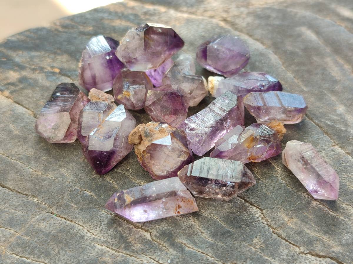 Natural Mixed Small Clusters and Single Crystals x 2.76 Kg Lot From Southern Africa - Toprock Gemstones and Minerals 