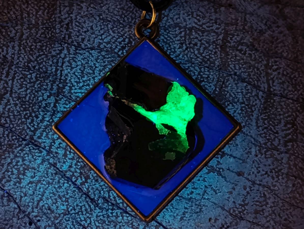 Hand Made Specially Selected Mixed Crystal Pendants - Set in Resin x 6 From Southern Africa - Toprock Gemstones and Minerals 