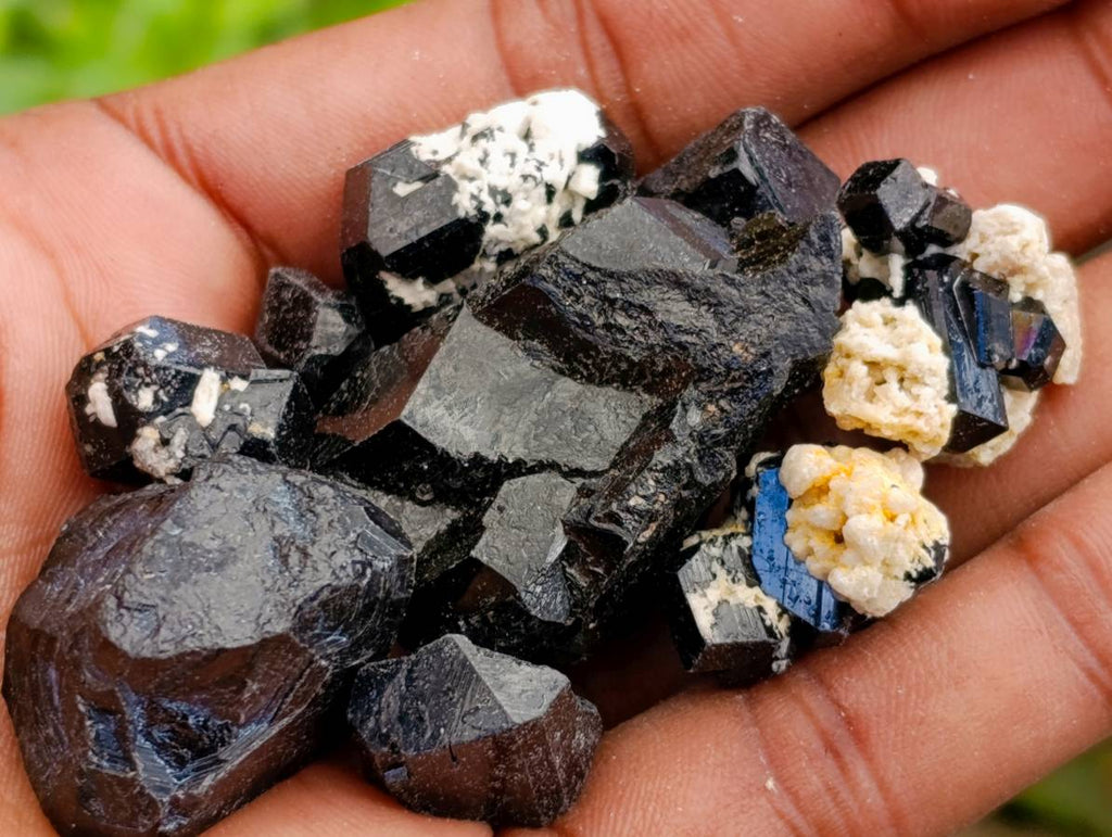 Natural Mixed Selection Of Minerals x 1.2 Kg Lot From Namibia - Toprock Gemstones and Minerals 