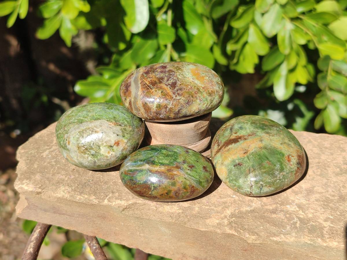 Polished Mixed Assortment of Retail items x 2.2 Kg Lot From Southern Africa - Toprock Gemstones and Minerals 