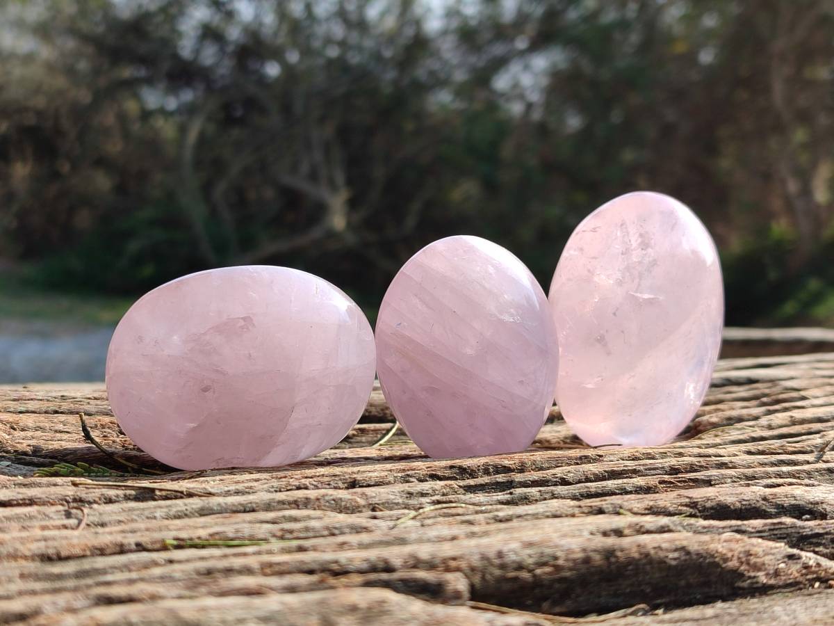 WEB TEMPLATE - ROSE QUARTZ MADAGASCAR - Toprock Gemstones and Minerals 