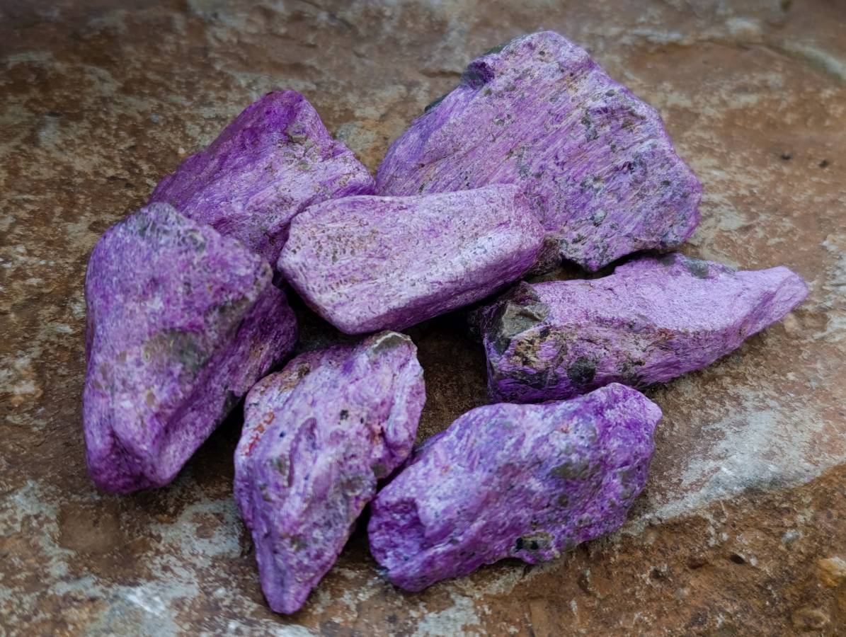 Natural Stichtite Cobbed Specimens x 1.98kg Lot  From Barberton, South Africa - Toprock Gemstones and Minerals 