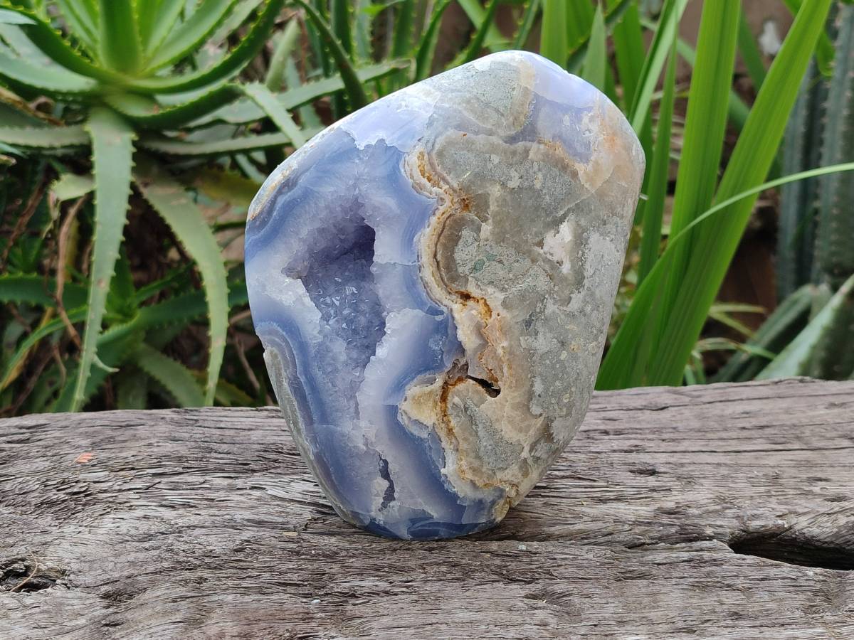Polished Blue Lace Agate Standing Free Forms x 1 From Nsanje, Malawi - Toprock Gemstones and Minerals 