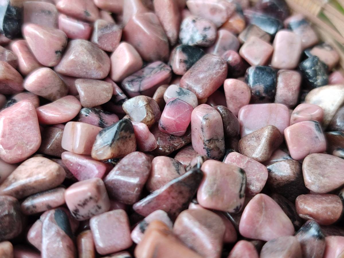 Polished Rhodonite Tumbled Stones x 6 Kg Lot From Madagascar - Toprock Gemstones and Minerals 