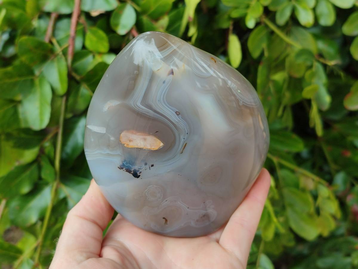Polished Agate Standing Free Forms x 1 From West Coast, Madagascar - Toprock Gemstones and Minerals 